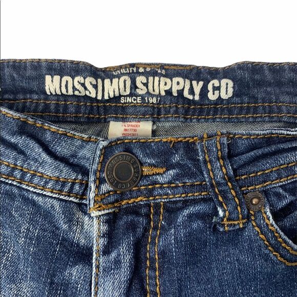 💋Bundle 4 items for $20. Add items💋 to a bundle - Picture 2 of 9